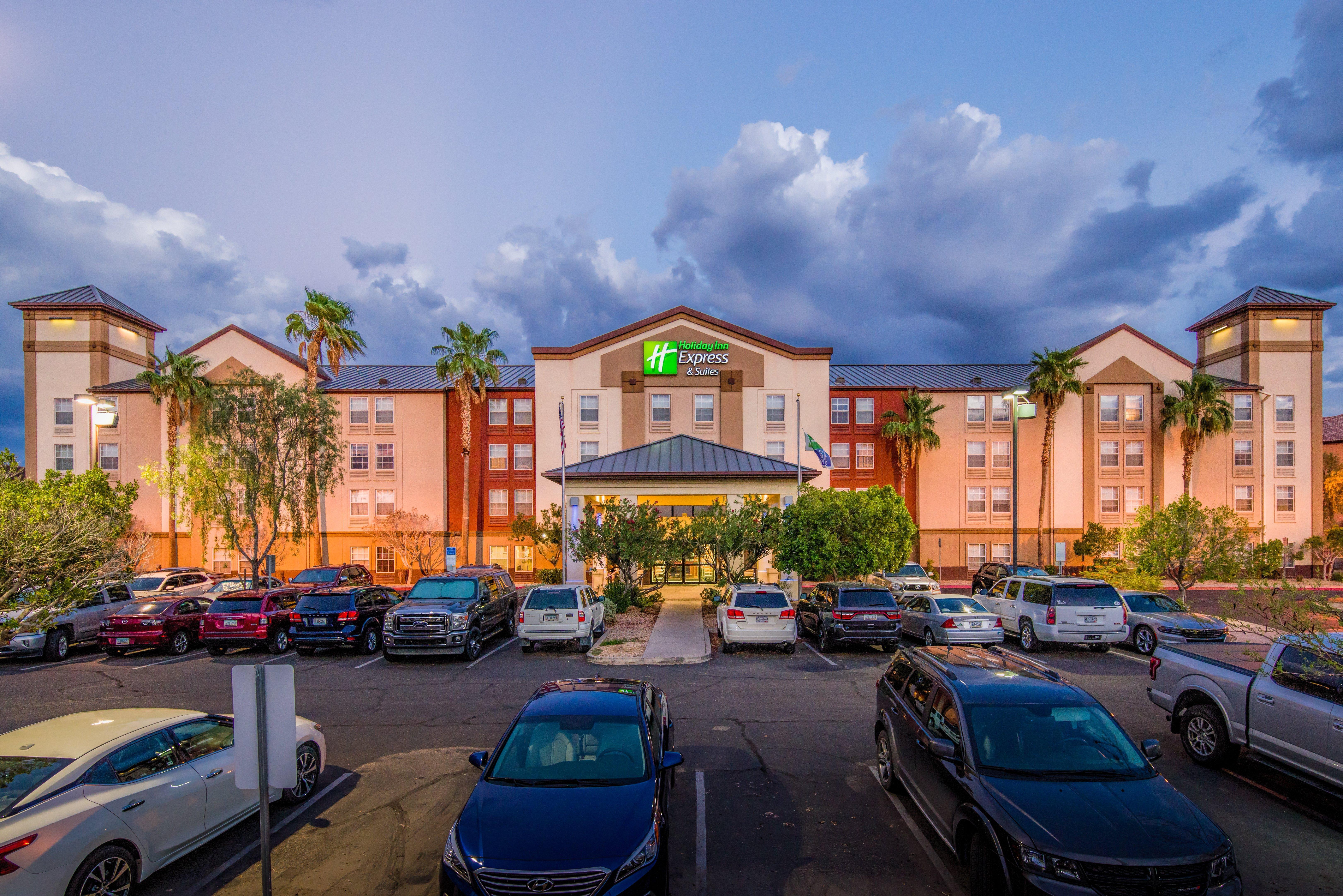 Holiday Inn Express Phoenix-Airport/University Drive By Ihg מראה חיצוני תמונה