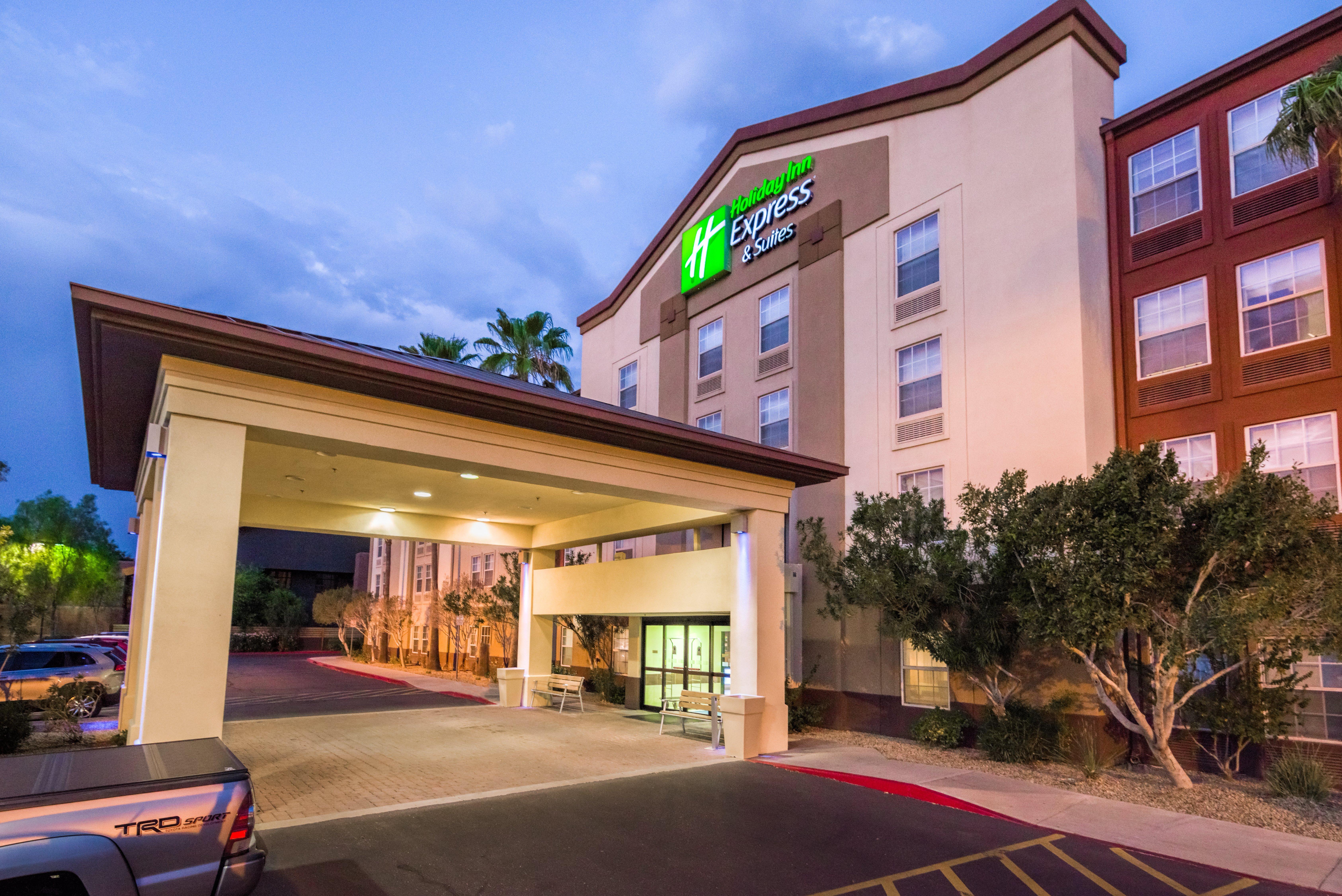 Holiday Inn Express Phoenix-Airport/University Drive By Ihg מראה חיצוני תמונה